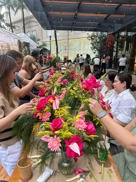 Basic Floristry Workshop (Vase Arrangement)